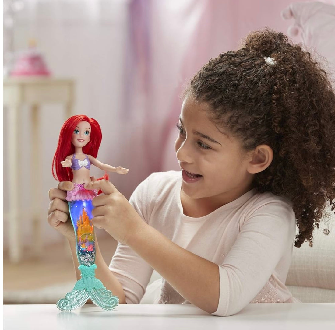 DISNEY PRINCESS- ARIEL GLITTER E CODA LUMINOSA