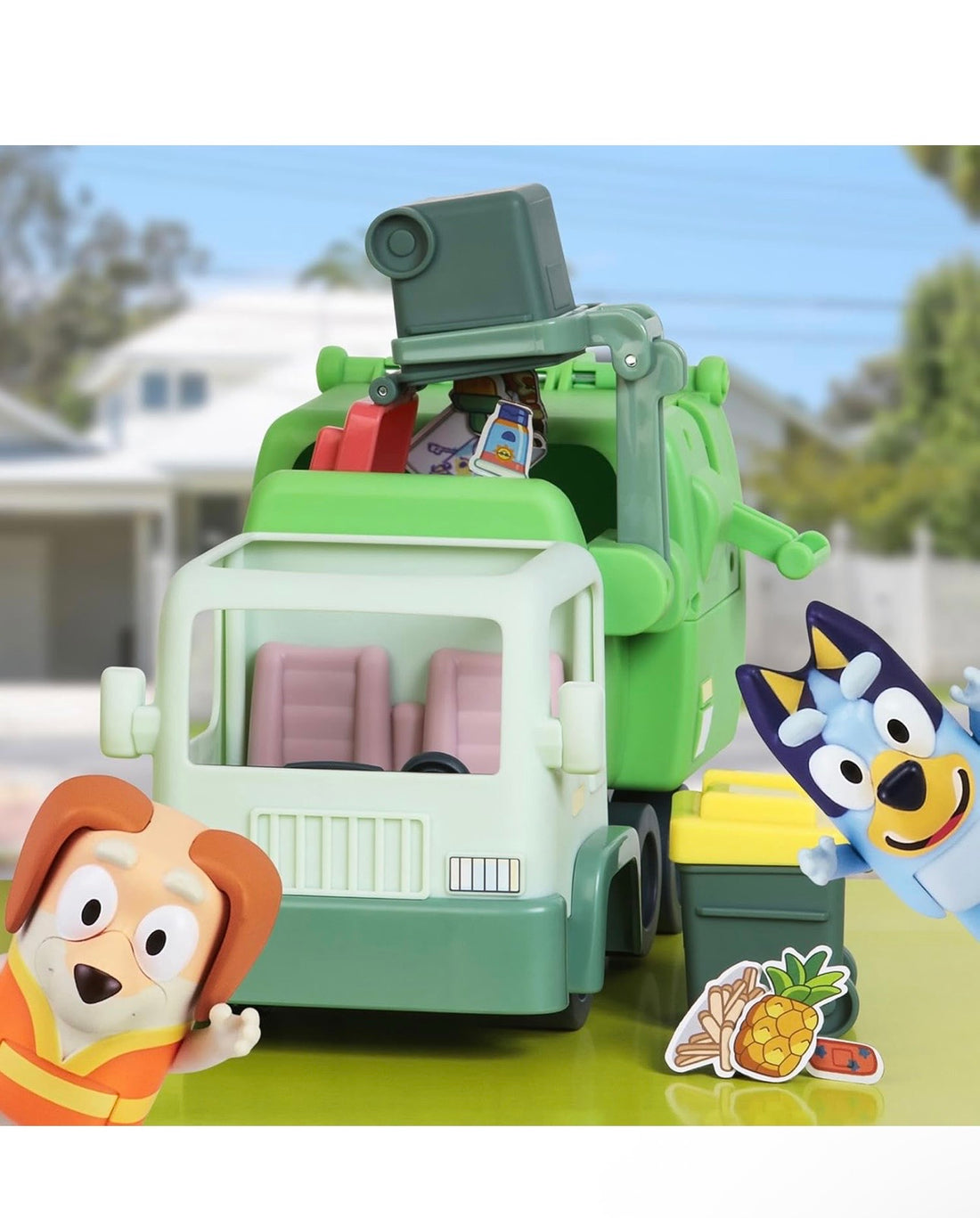 Bluey- Camion della spazzatura con funzioni e 2 personaggi inclusi
