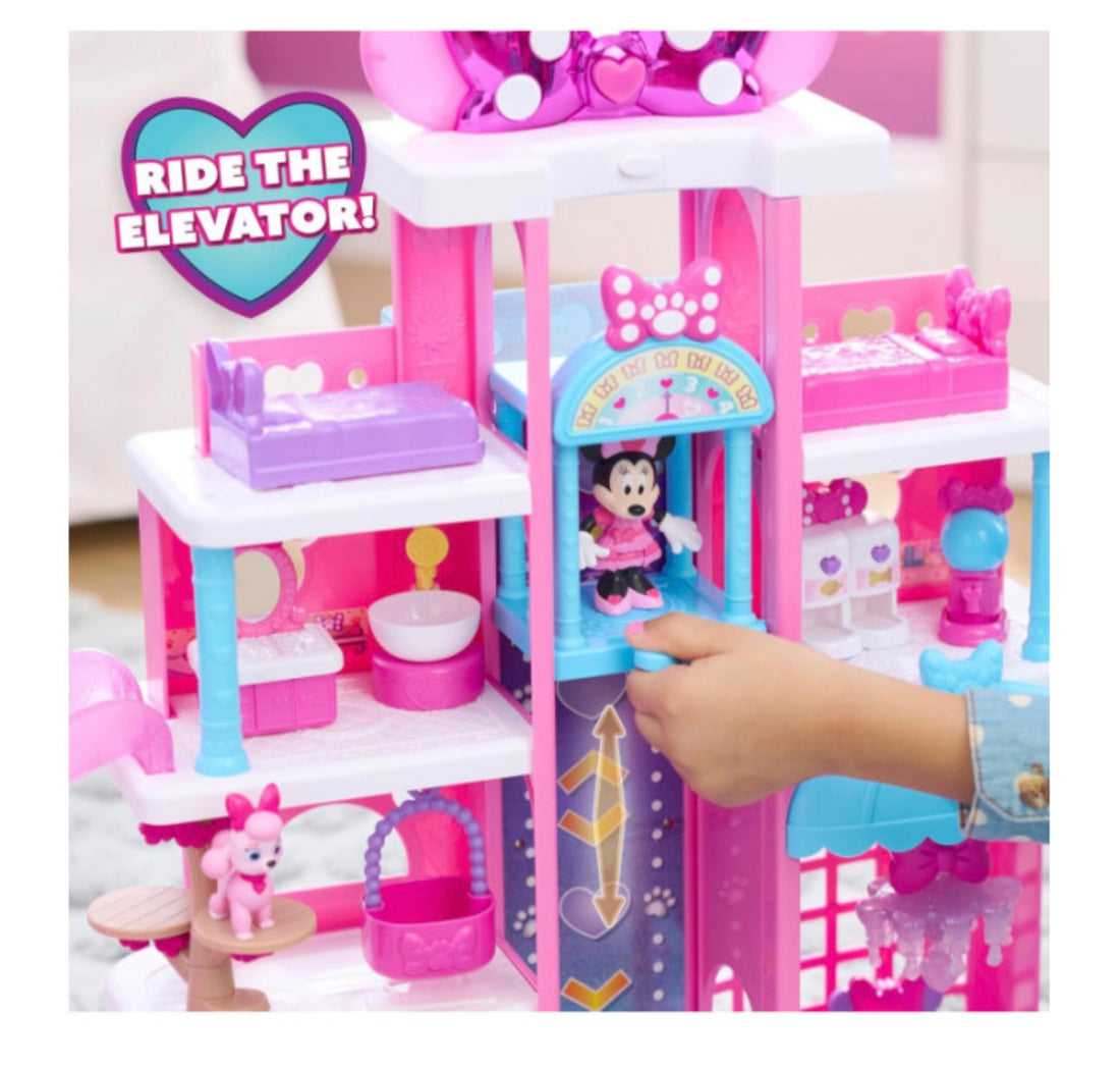 Minnie Mouse- Hotel dei cuccioli con personaggi e accessori inclusi